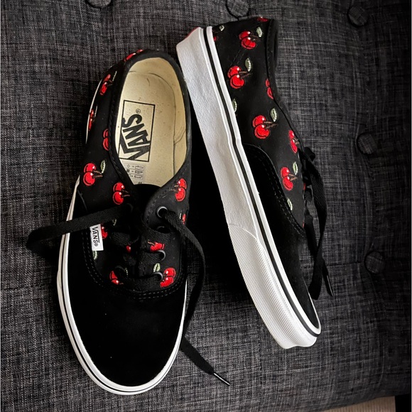 Authentic Vans Shoes - Picture 3 of 4